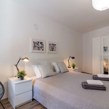 Central New Apartment Nonna Mara روفينج المظهر الخارجي الصورة