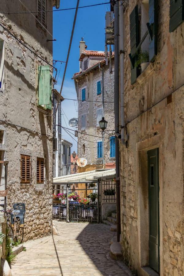 Central New Apartment Nonna Mara روفينج المظهر الخارجي الصورة
